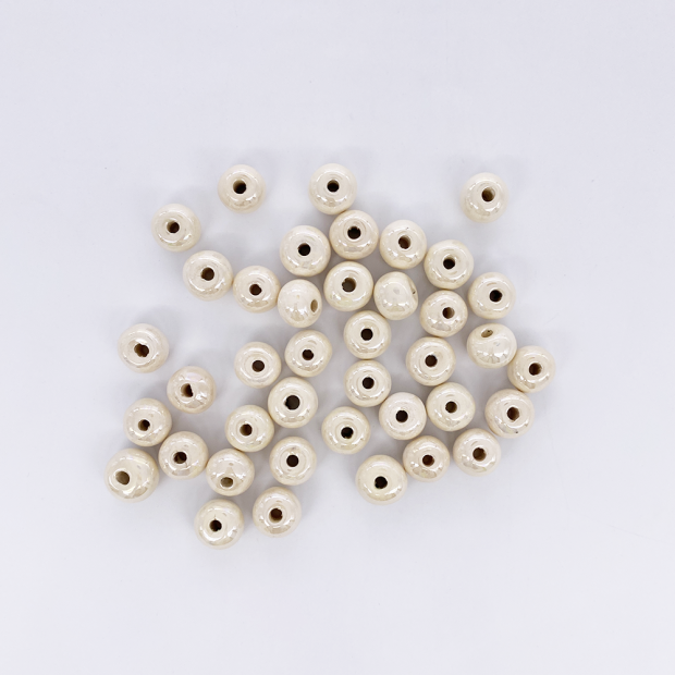 Artisanal ceramic enamel beads