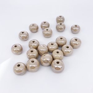 Grand fileur de perles en bois de 4,5 po de diamètre et 1 po de profondeur,  2 aiguilles à perles, 2 tapis de perles -  France