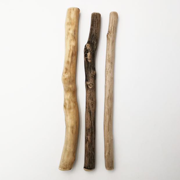 Bâton en bois flotté - Pour le macramé